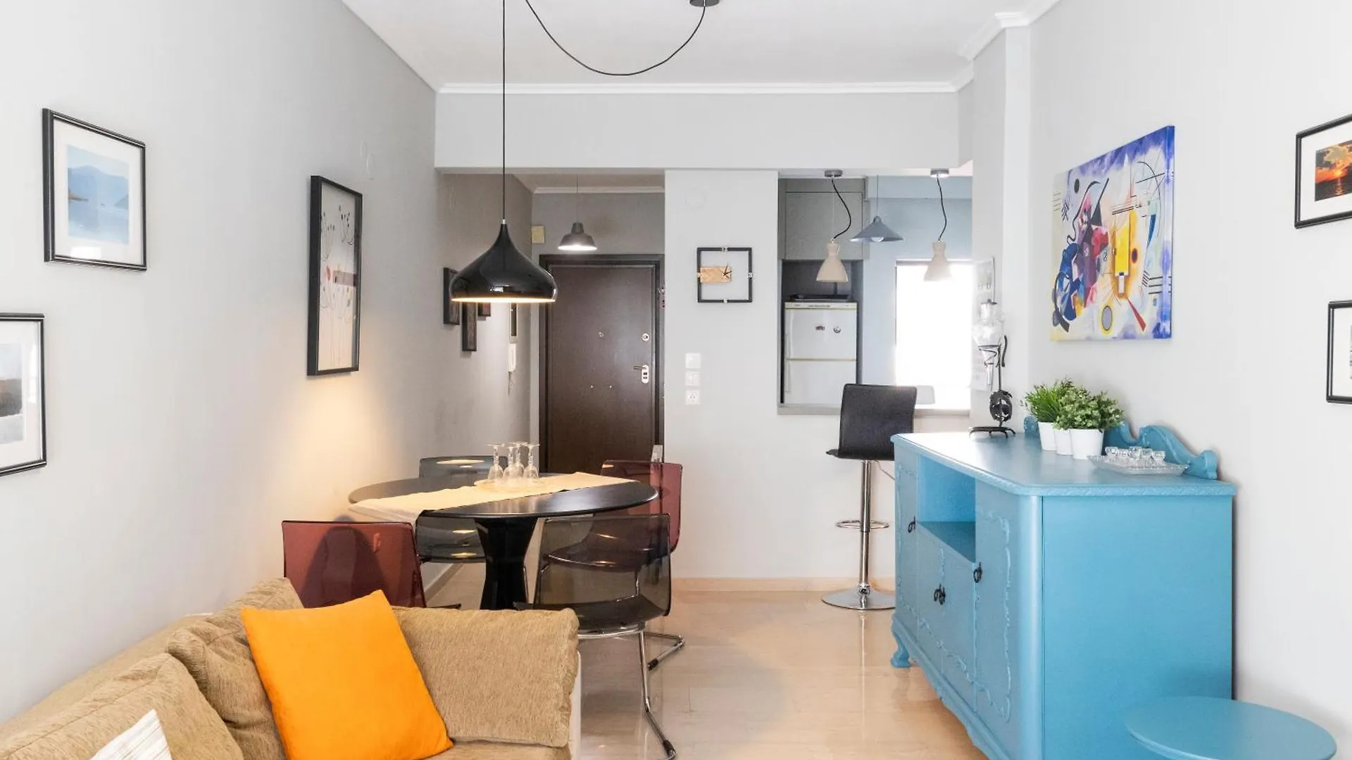 Apartment Four Reasons Apts Ntepo Thessaloniki Greece
