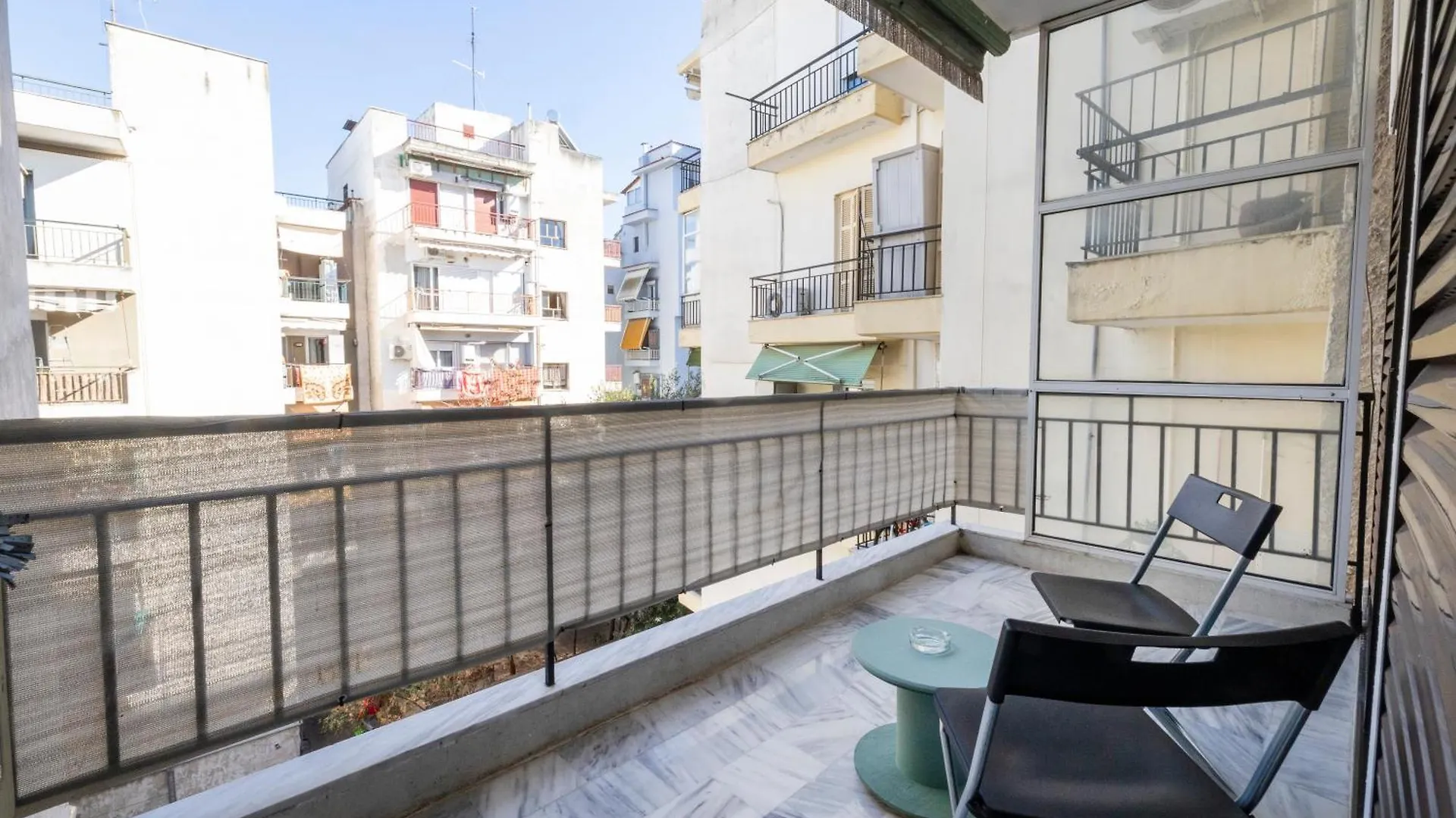Four Reasons Apts Ntepo Thessaloniki Greece